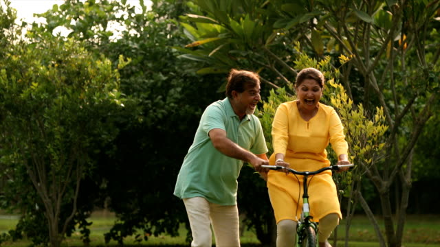 Quick Tip On Love-When she does not know, teach her…